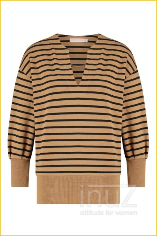 Sweater -STU210094- camel