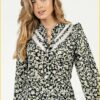 Blouse Adelina co -AAI220005 groen