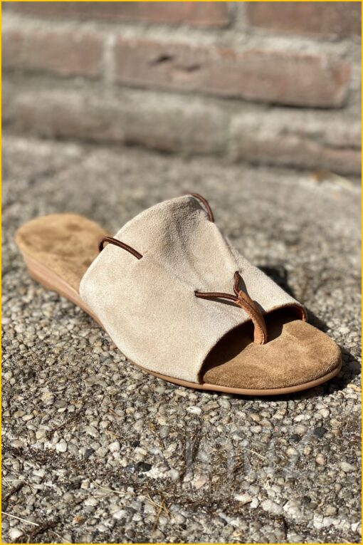 Slipper met veter suede - BAB220006 Sand