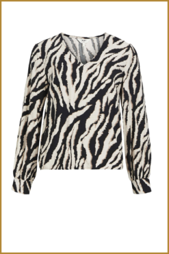 Alternative view of OBJECT - OBJJACIRA L/S V-NECK TOP - OBJ240013 print