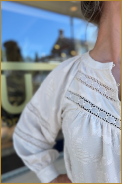 Alternative view of INUZ - Blouse Daily beige -INU240212