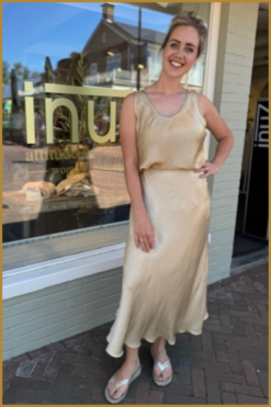 INUZ - Rok Satin goud -INU240221