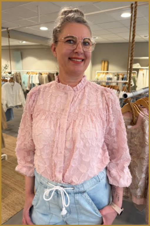 INU250129 Blouse Kilsy roze
