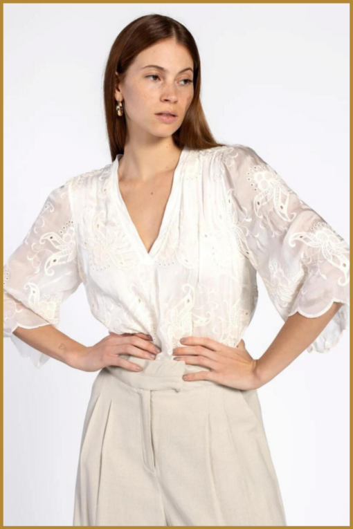 AAIKO-Blouse Marisha-Creme-AAI250036