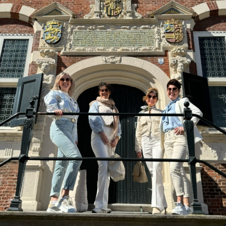 Pinksteren in Franeker: tips voor een fris en stijlvol weekend Pinksteren in Franeker 2025 jeansoutfit