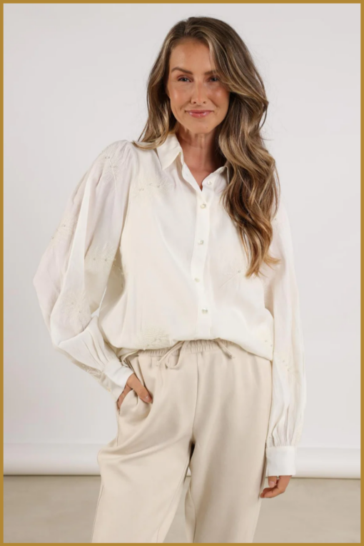 Nukus-Milanova blouse pearl off white-NUK250109