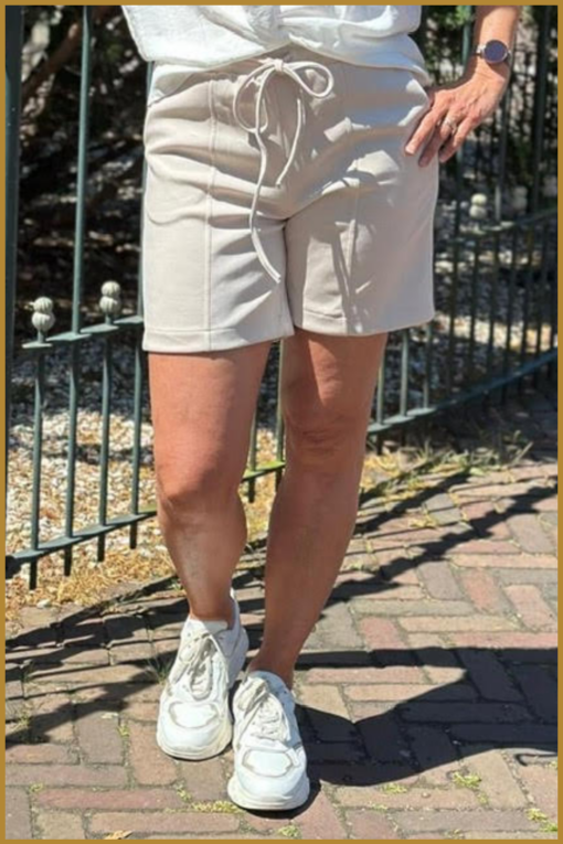 INUZ- Short Marjan beige-INU250206