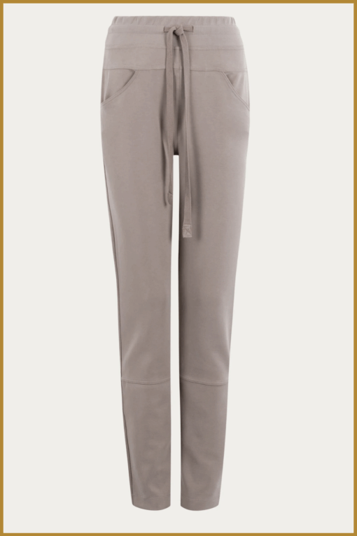 MSCW-66-02-Familiar taupe-MOS250068