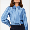 AAIKO top Veronne Tie Shimm Ray blauw – satijnen blouse met strikdetail
