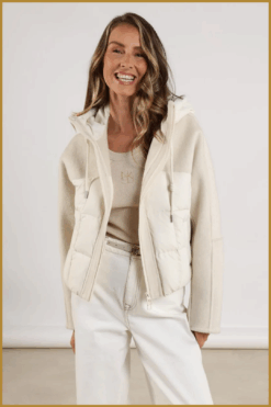 Nukus Sienna jacket wit – gewatteerde damesjas met capuchon