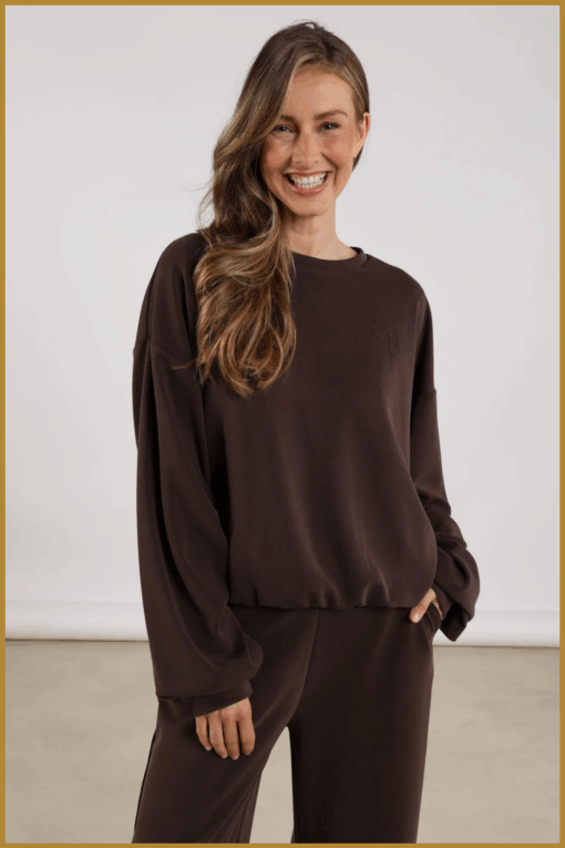 Nukus-Gabi pullover dark chocolate-NUK250124