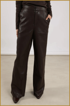 Nukus-Fenna pants dark chocolate-NUK250135
