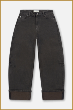 ETIQUETT-Anesta brown-ETI250045