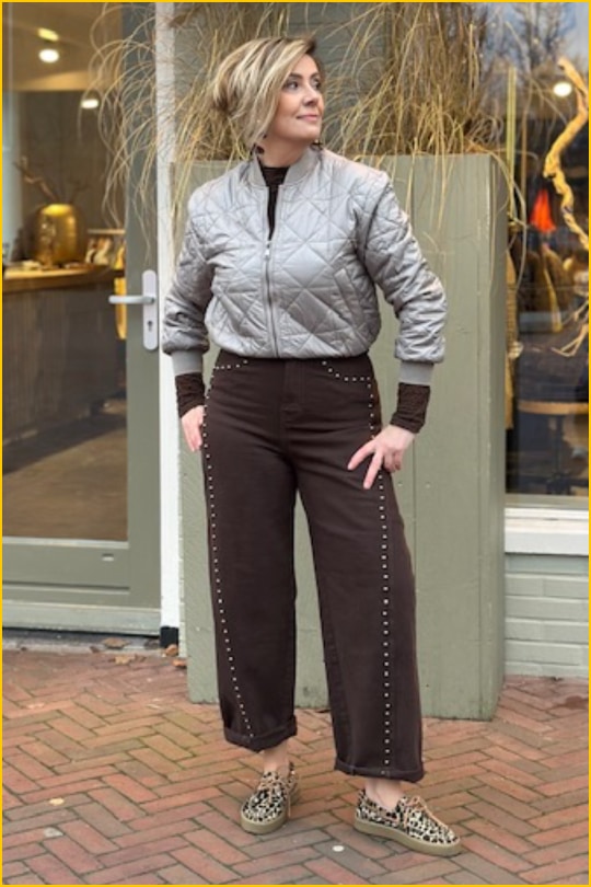 INUZ SELECT-Barrel Valerie stud bruin-SEL260009 INUZ SELECT-Barrel Valerie stud bruin-SEL260009 - Afbeelding 2