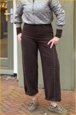 INUZ SELECT-Barrel Valerie stud bruin-SEL260009